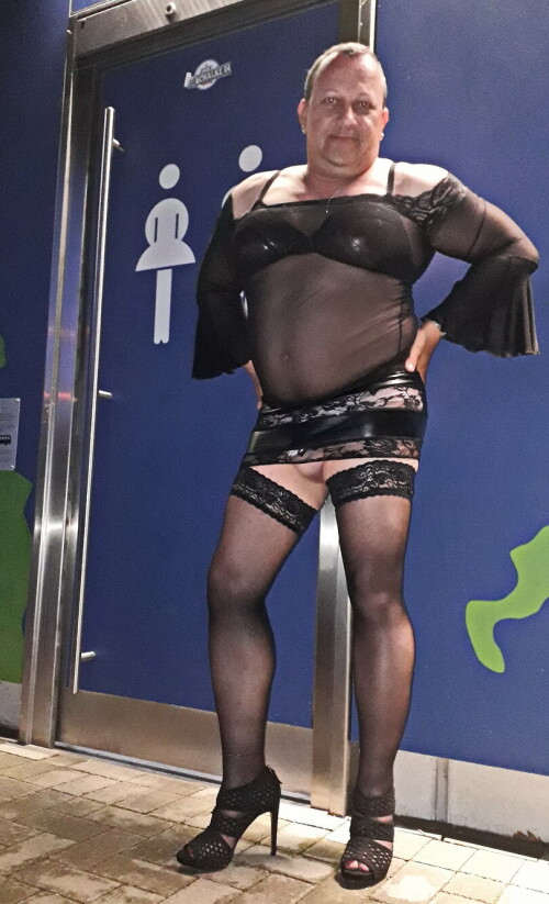 SissyPussy 220